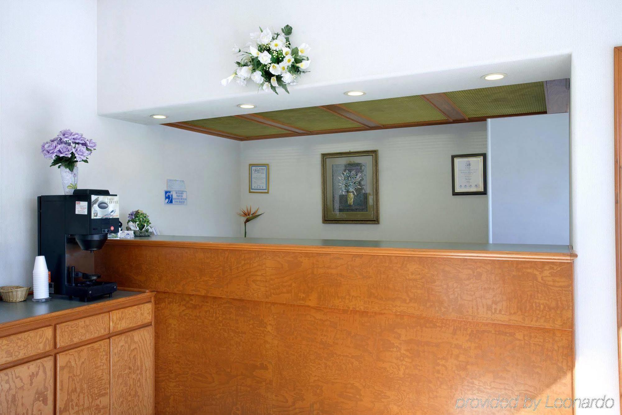 Royal Inn Watsonville Interior photo